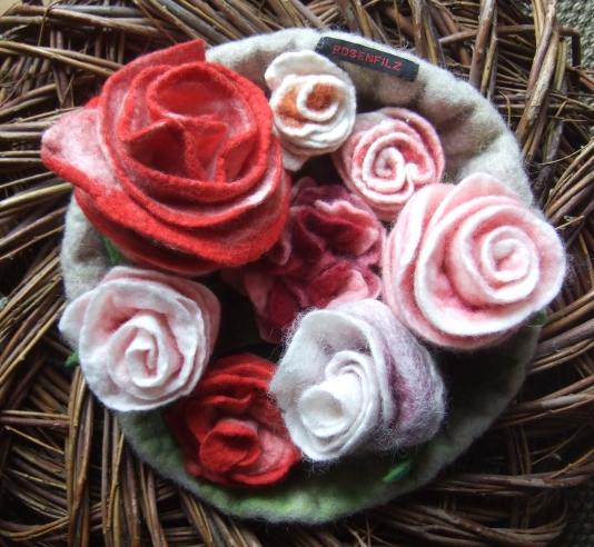 Rosen-Nest